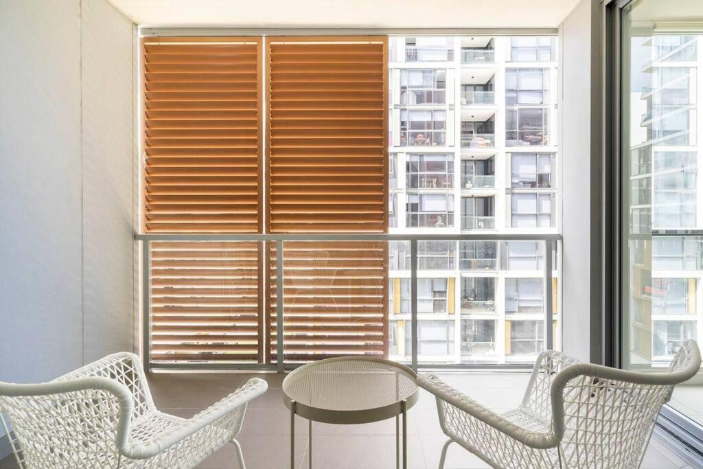 10M Lovely 2Bedroom Abnb Apartment Near Airport & City With Free Parking Sydney Exterior photo